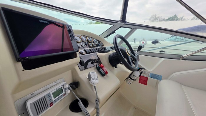 1999 Cruisers Yachts 3375 Esprit Photo 16 sur 40