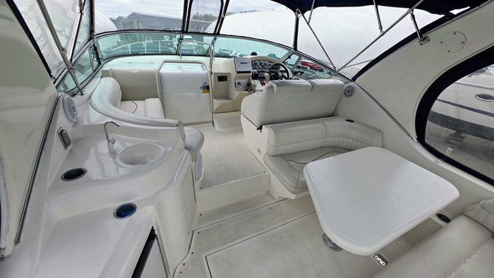 1999 Cruisers Yachts 3375 Esprit Photo 8 sur 40