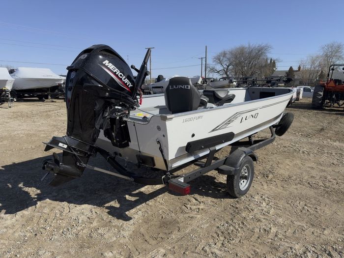 2025 Lund 1600 Fury Tiller Photo 5 sur 11