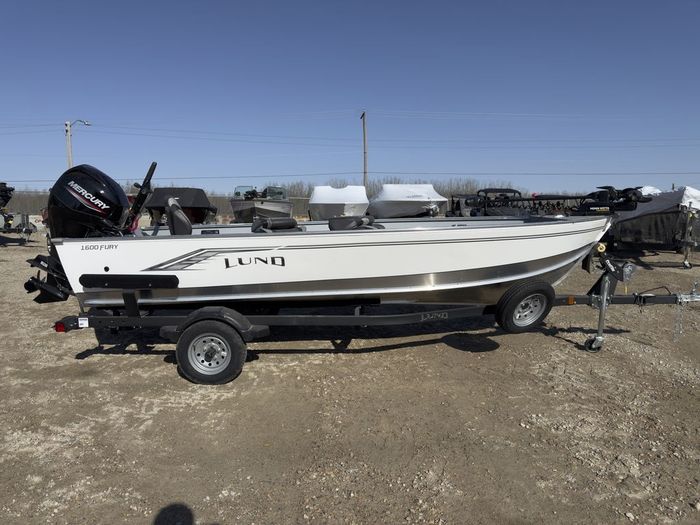 2025 Lund 1600 Fury Tiller Photo 6 sur 11