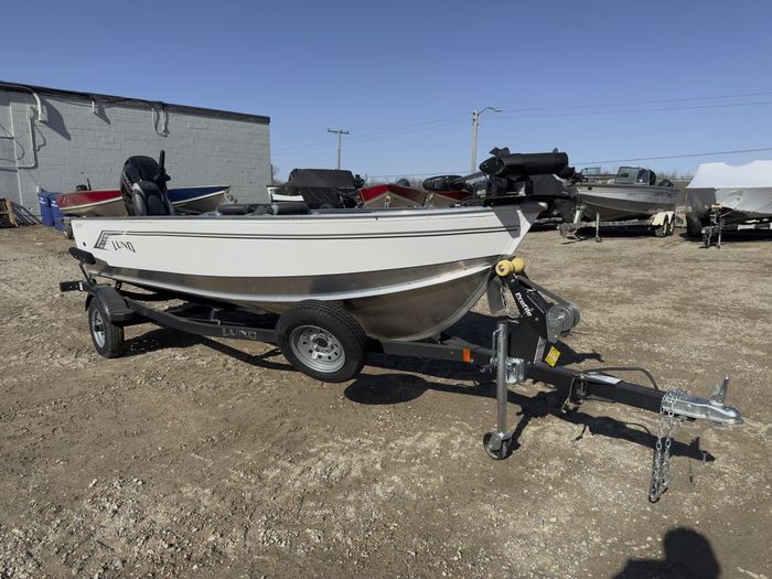 2025 Lund 1600 Fury Tiller Photo 7 sur 11