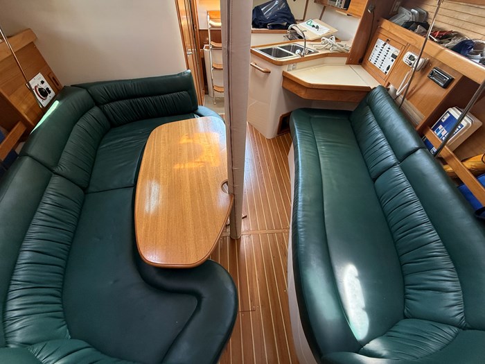 2003 Catalina 320 Photo 6 sur 60
