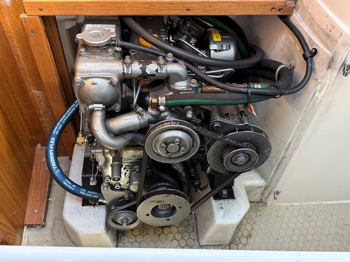 2003 Catalina 320 Photo 12 sur 60