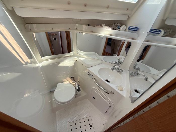 2003 Catalina 320 Photo 8 sur 60