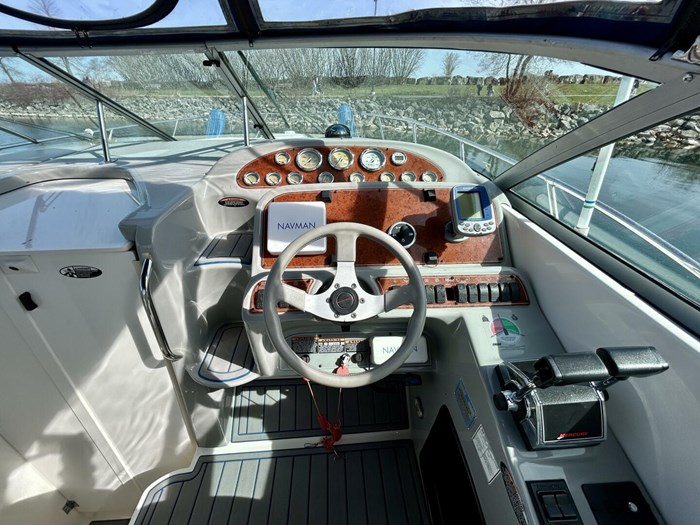 2007 Bayliner 305 SB Photo 11 sur 26