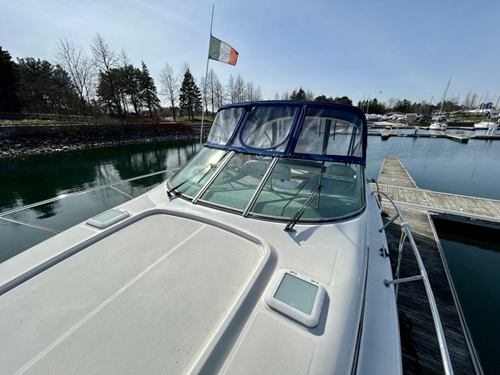 2007 Bayliner 305 SB Photo 14 sur 26