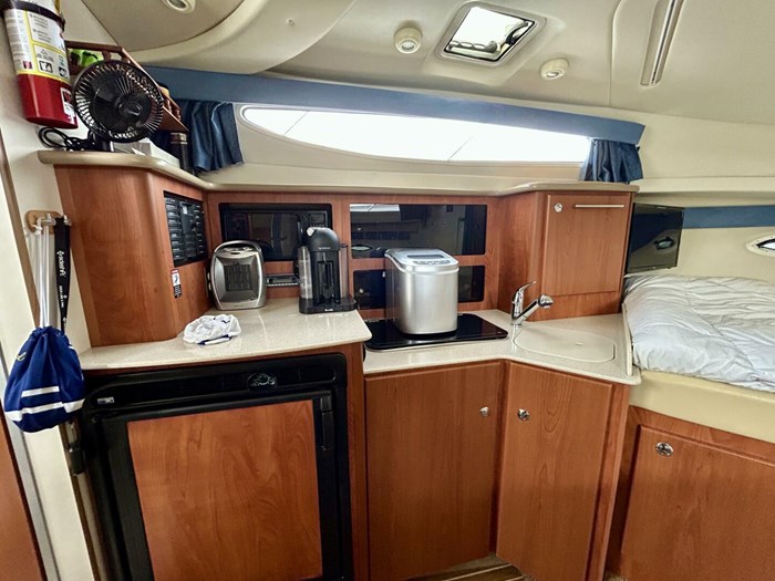2007 Bayliner 305 SB Photo 20 sur 26