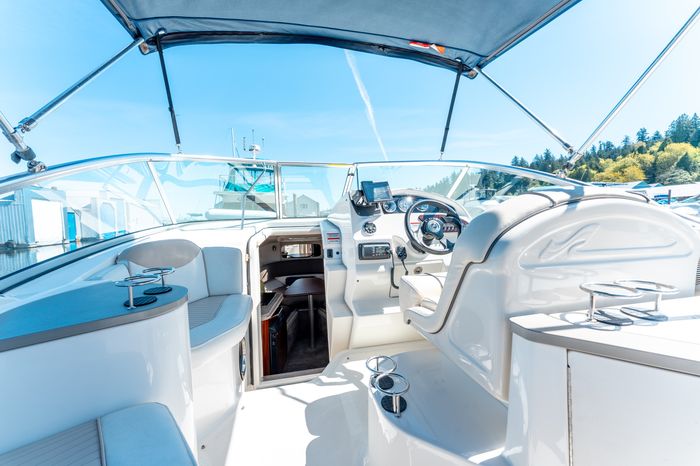 2008 Sea Ray Sundancer 240 Photo 8 of 13