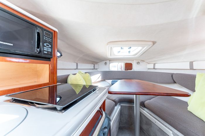 2008 Sea Ray Sundancer 240 Photo 9 of 13