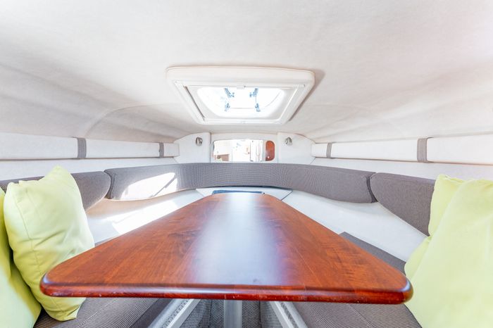 2008 Sea Ray Sundancer 240 Photo 11 of 13