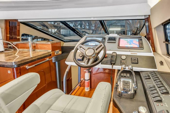 2015 Sea Ray 510 Fly Photo 49 sur 62