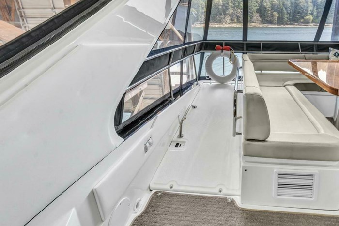 2015 Sea Ray 510 Fly Photo 26 sur 62
