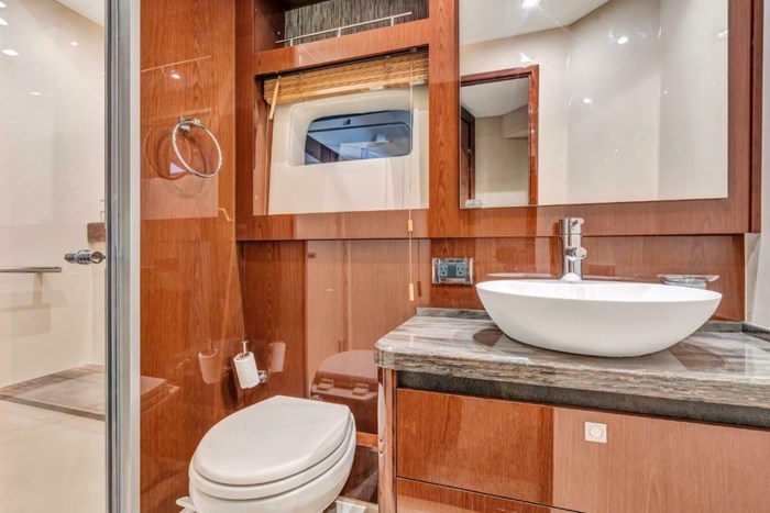 2015 Sea Ray 510 Fly Photo 32 sur 62