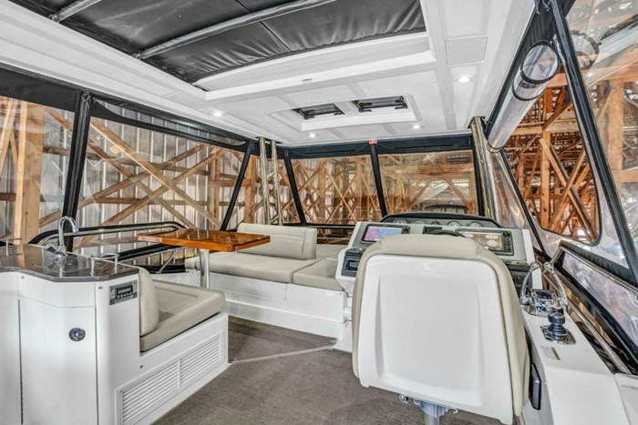 2015 Sea Ray 510 Fly Photo 22 sur 62