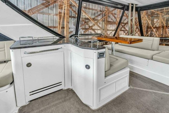 2015 Sea Ray 510 Fly Photo 23 sur 62