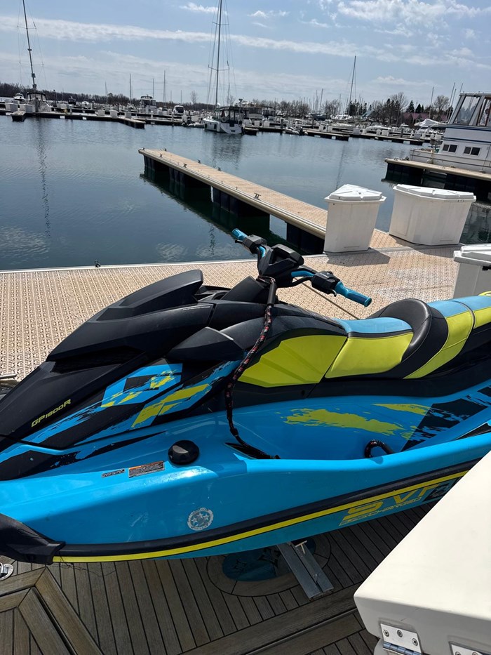 2022 Yamaha GP1800R SVHO Photo 2 sur 2