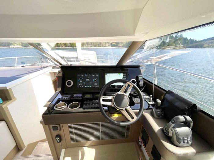 2023 Prestige F-Line:520 Fly Photo 11 sur 29