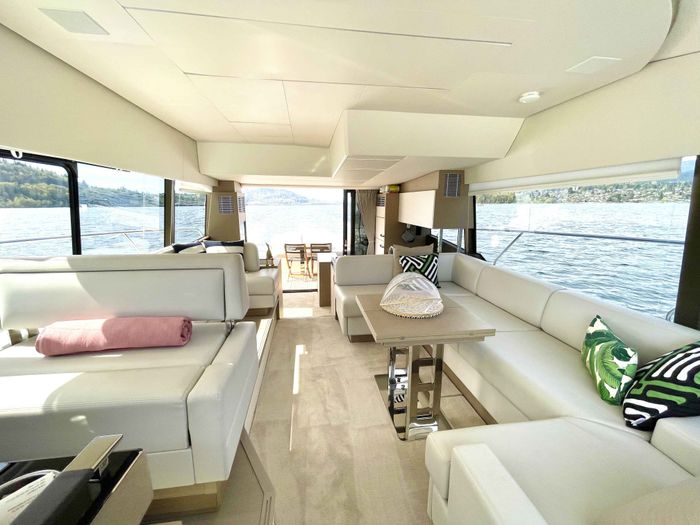 2023 Prestige F-Line:520 Fly Photo 7 sur 29
