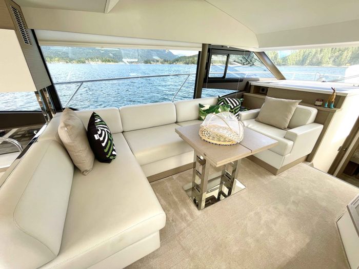 2023 Prestige F-Line:520 Fly Photo 8 sur 29