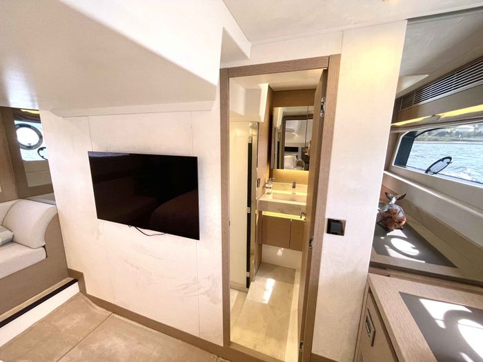2023 Prestige F-Line:520 Fly Photo 19 sur 29