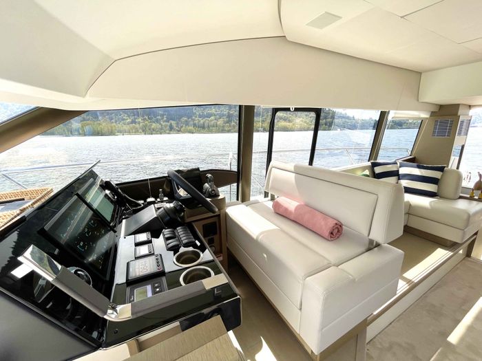 2023 Prestige F-Line:520 Fly Photo 10 sur 29