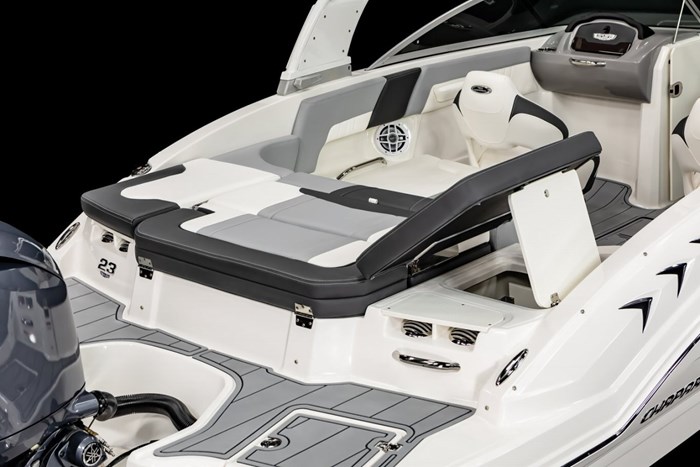 2025 CHAPARRAL 23 SSi Sport OB Photo 24 sur 31