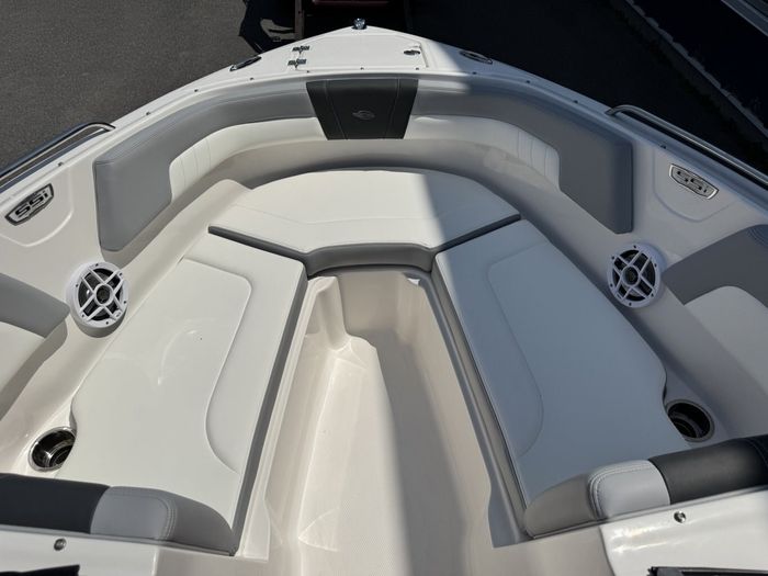 2025 CHAPARRAL 23 SSi Sport OB Photo 15 of 17