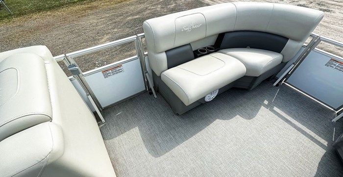 2021 SUNCHASER VISTA 18LR Photo 8 sur 16