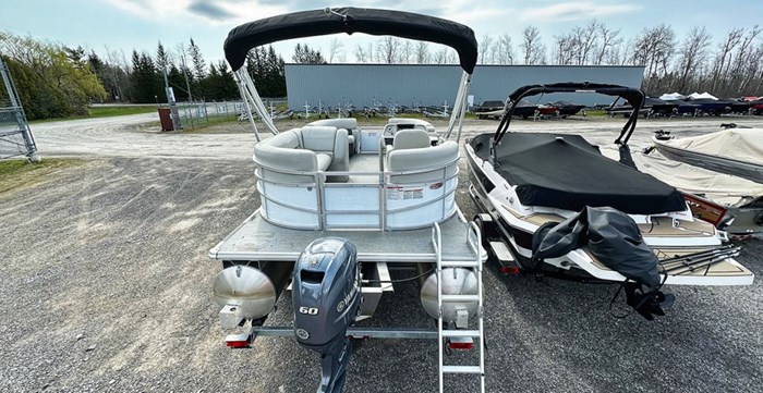 2021 SUNCHASER VISTA 18LR Photo 3 sur 16