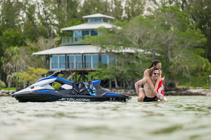2025 Yamaha JetBlaster 2-Up Photo 4 of 9