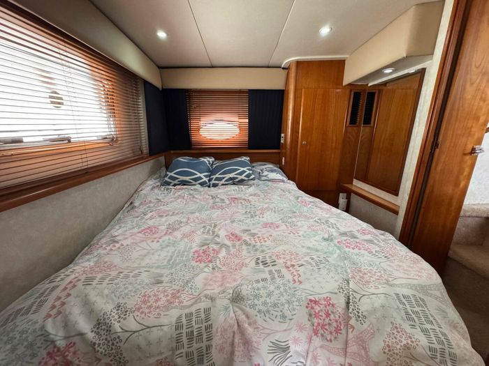 1997 Silverton 352 Motor Yacht Photo 41 sur 53