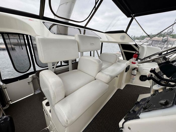 1997 Silverton 352 Motor Yacht Photo 10 sur 53