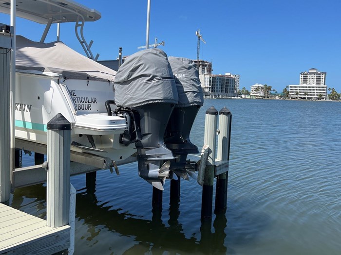 2020 Blackfin 272 DC Photo 3 sur 26