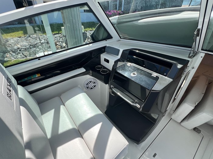 2020 Blackfin 272 DC Photo 19 sur 26