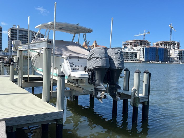 2020 Blackfin 272 DC Photo 4 sur 26