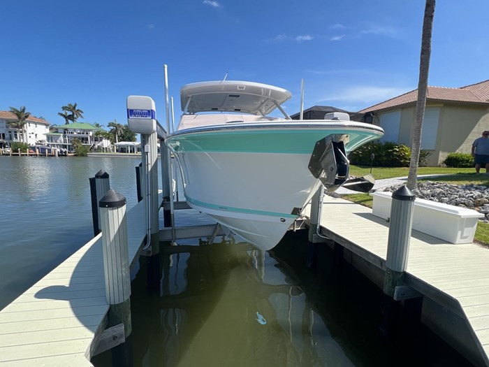 2020 Blackfin 272 DC Photo 9 sur 26