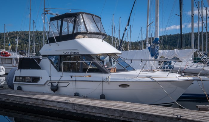 1991 Carver 2808 Aft Cabin Photo 1 sur 27