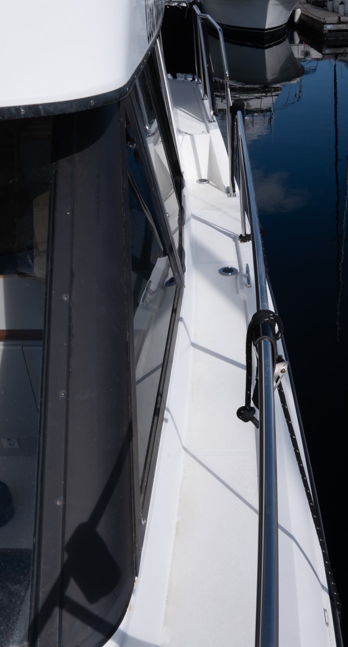1991 Carver 2808 Aft Cabin Photo 7 sur 27