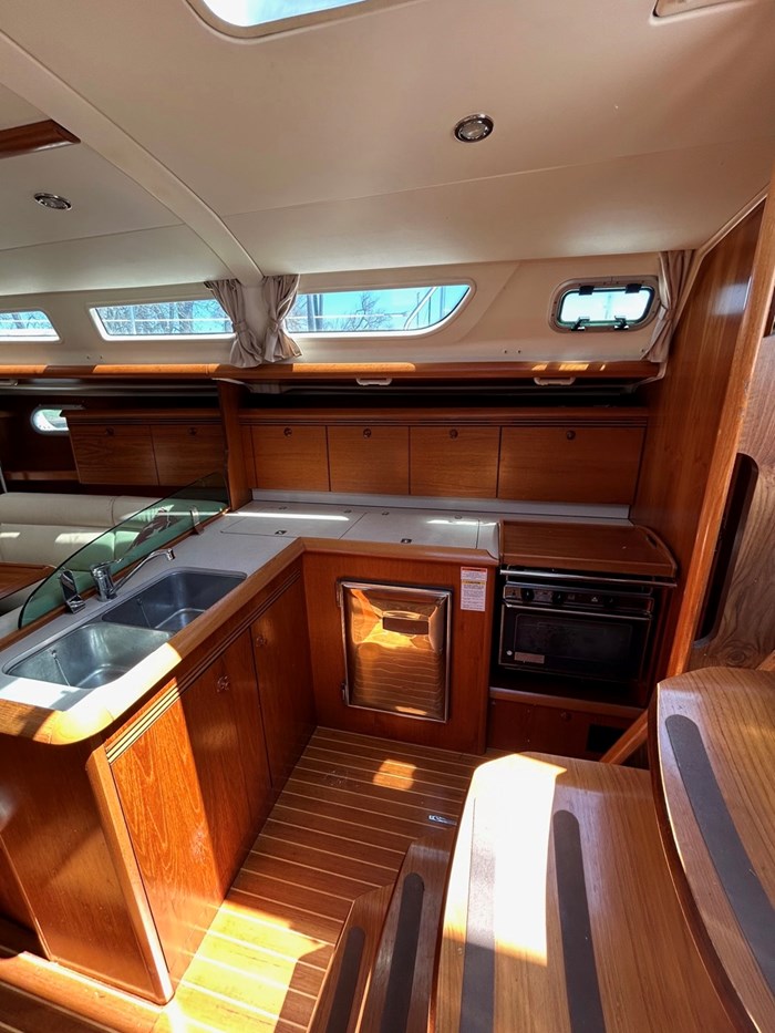 2004 Jeanneau Sun Odyssey Photo 13 sur 28