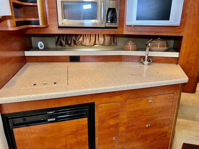 2007 Rinker 350 Express Cruiser Photo 21 sur 31