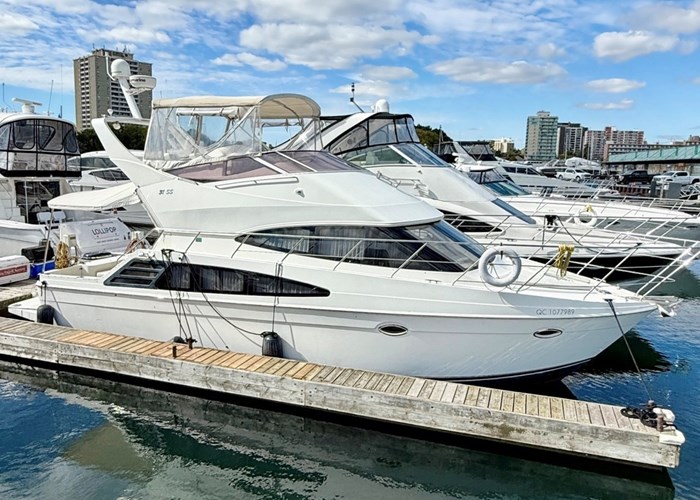 2006 Carver 38 Super Sport Photo 1 sur 69