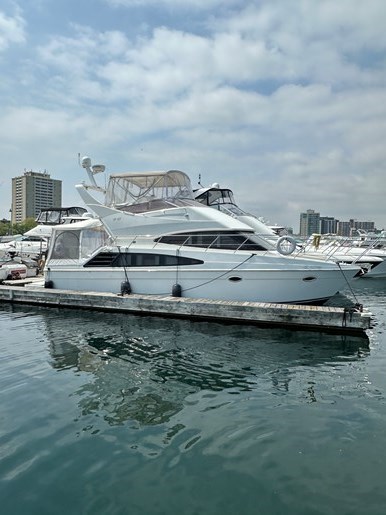 2006 Carver 38 Super Sport Photo 5 sur 69