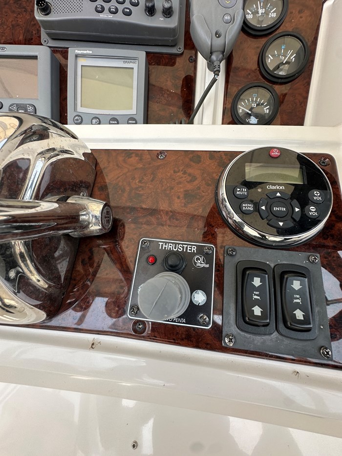 2006 Carver 38 Super Sport Photo 25 sur 69