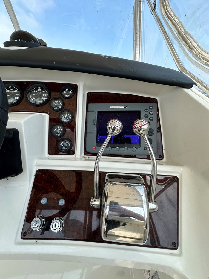 2006 Carver 38 Super Sport Photo 26 sur 69