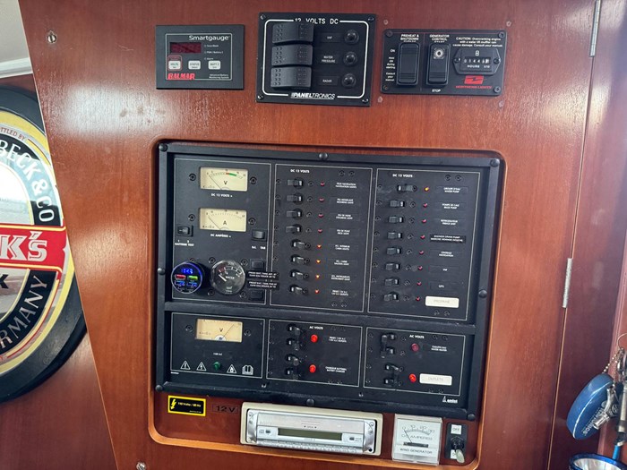 2002 Beneteau 42 Center Cockpit Photo 32 sur 66