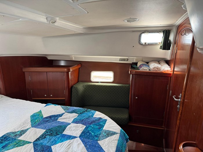 2002 Beneteau 42 Center Cockpit Photo 46 sur 66