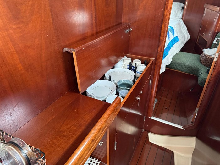 2002 Beneteau 42 Center Cockpit Photo 37 sur 66