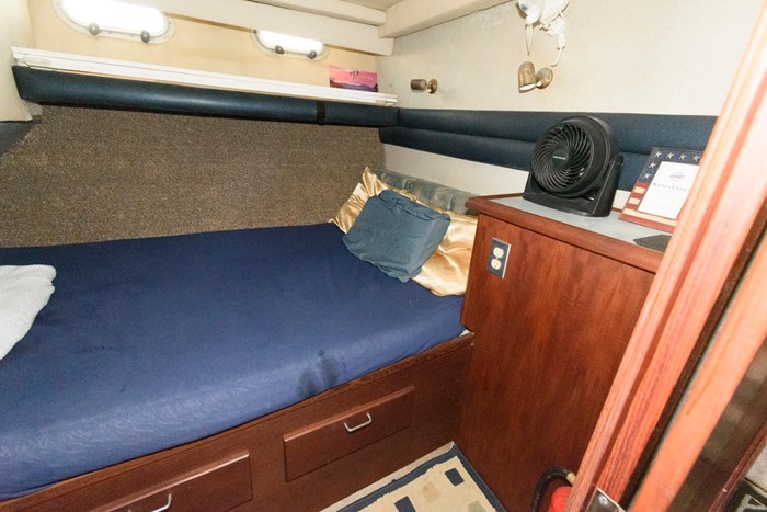 1992 Bayliner 4588 Motoryacht Photo 9 sur 15
