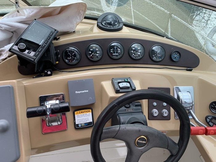2004 Carver 360 Mariner Photo 19 sur 36