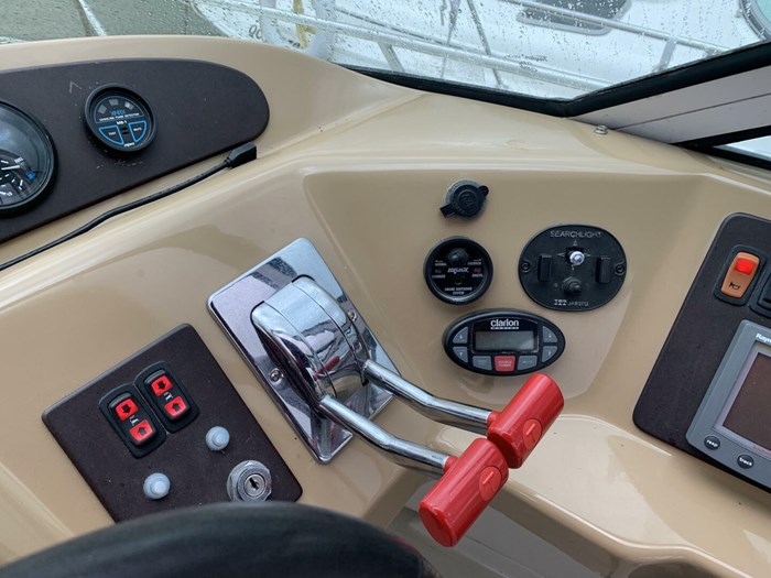 2004 Carver 360 Mariner Photo 22 sur 36
